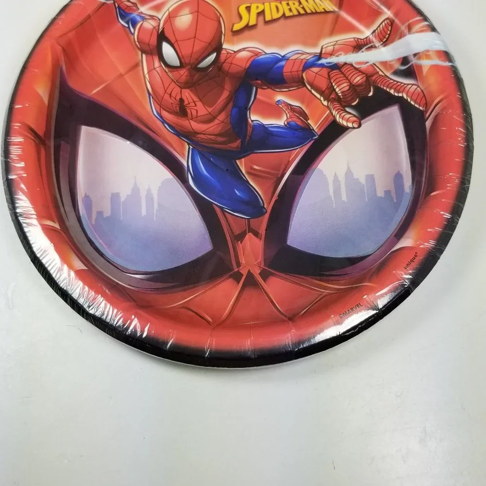 Spiderman Party pack cake plate, regular plate, napkins and table cloth